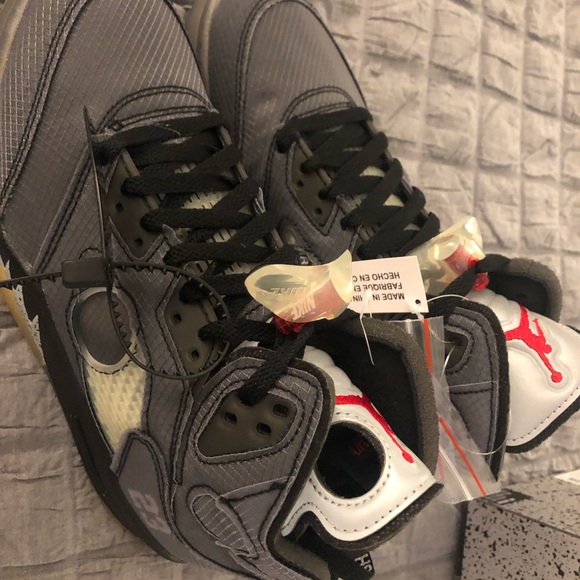 Jordan 5 Retro - Off-White - Picture 2 of 8
